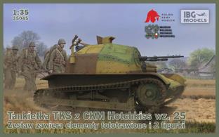 TKS Polish Tankette with machine gun (includes 2 figures)