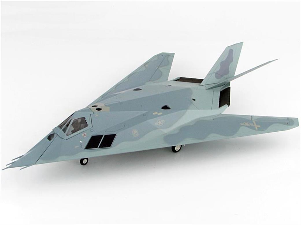Hobby Master 1/72 HA5804 Lockheed F-117A Gray Dragon 53 TEG Det 1, 53 WG, USAF, Holloman AFB, 2004
