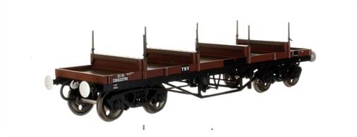 Detailed ready to run model of the BR 30-ton capacity vacuum braked Bogie Bolster E steel carrier wagons built in the early 1960s.This model is finished in BR bauxite livery as wagon 923791 with TOPS wagon type code YNV as a wagon allocated to the engineering departments.