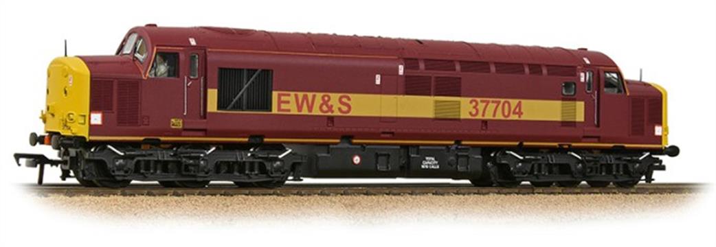 Bachmann OO 32-390DB EWS 37704 Class 37/7 Maroon & Gold Livery West and Wales Exclusive