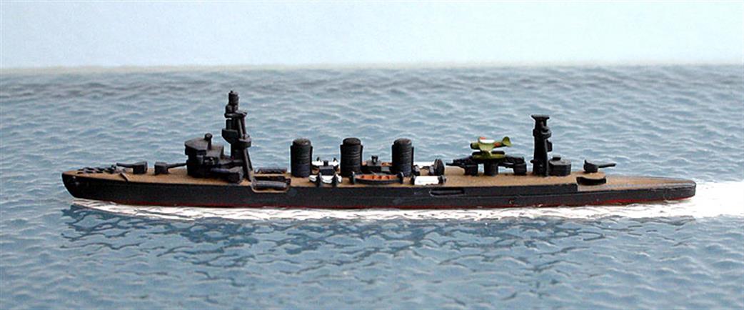 Secondhand Mini-ships Authenticast? IJN Kuma-class light cruiser in WW2 1/1200