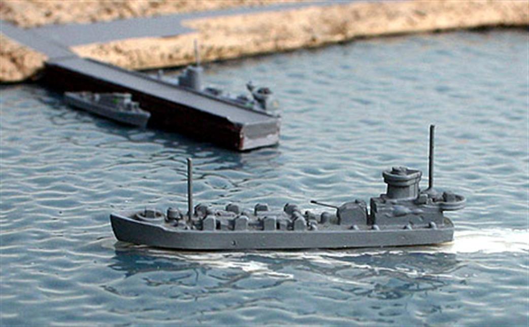 Hansa 1/1250 S40 Natter German landing ship 1958