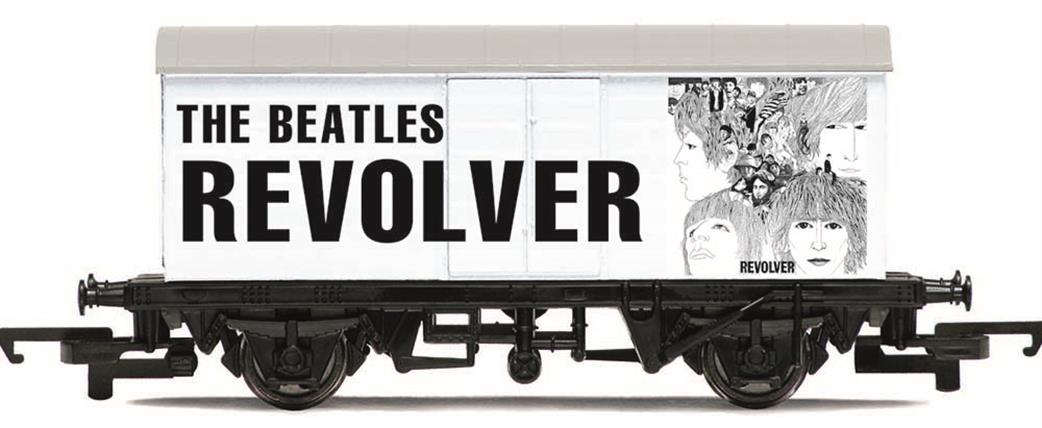 Hornby OO R60152 The Beatles Revolver Wagon