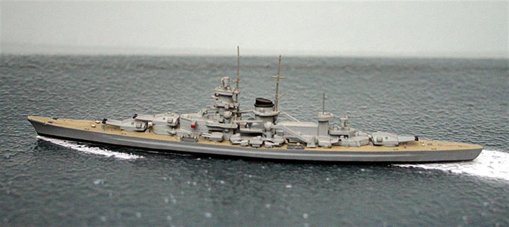 Hansa 1/1250 S104 KMS Gneisenau German battlecruiser 1940-42