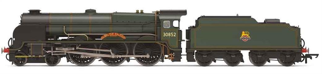 Hornby R3732 BR 30582 Sir Walter Raleigh Lord Nelson Class 4-6-0 BR Early Emblem OO