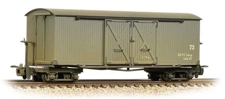 While the ambulance vans may not have been successful on the wartime trench railways the WD vans were useful additions Nocton Estate potato railways network. The vans appear to have been used as mobile stores for items like sacks, which could then be moved quickly to where they were needed.Model finished in Nocton Estates light grey livery.