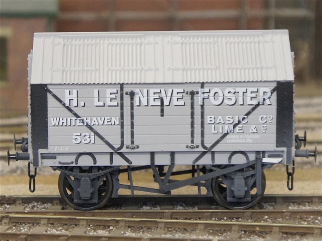 Dapol 7F-017-001W H. Le Neve Foster Whitehaven Basic Lime Company Covered Lime Wagon Weathered O Gauge