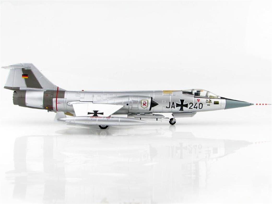 Hobby Master 1/72 HA1043 Lockheed F-104G Starfighter JA+240, JG 71 Richthofen, Luftwaffe 1965