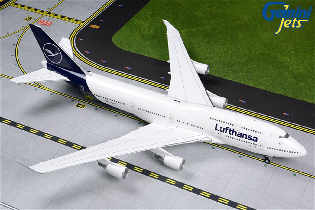Gemini Jets 1/200 G2DLH792 Lufthansa B747-400 D-ABVM New Livery Aircraft Model
