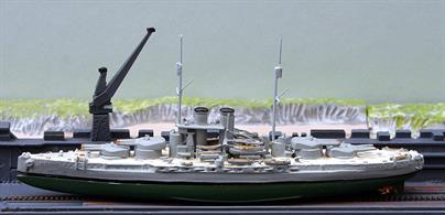 A second-hand model in very good condition. There is an underwater hull in green designed by Trident to fit under models of the Tegetthoff class Dreadnought Battleships T1298a included with this model.