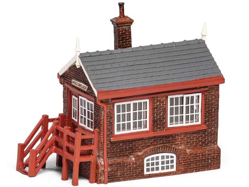 Hornby OO R7234 Hogsmeade Station Signal Box from Harry Potter