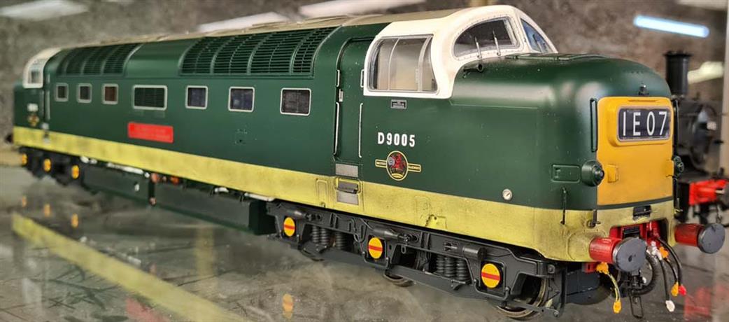 Heljan O DelticSH Preowned DCC Fitted BR Green Weathered Deltic Locomotive