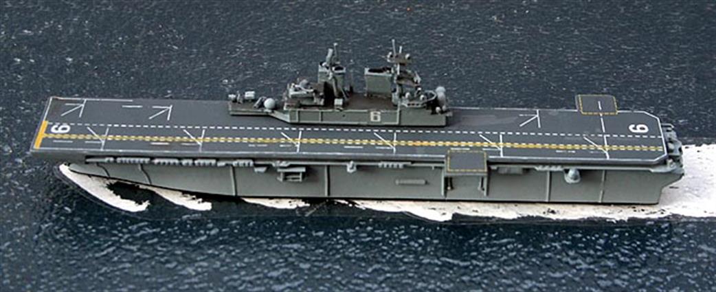 Albatros 1/1250 Alk700 sh USS America, LHA 6, second hand 1/1250 model