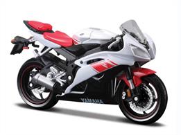Maisto M34007-07081 1/18th 2018 Yamaha Yzf-R6 Motorbike Model