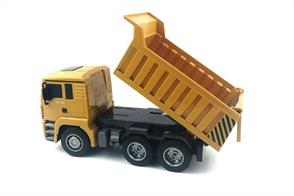 Kids can imagine they are behind the wheel of the big workhorses of construction with this 1:18 full function RC Dump Truck