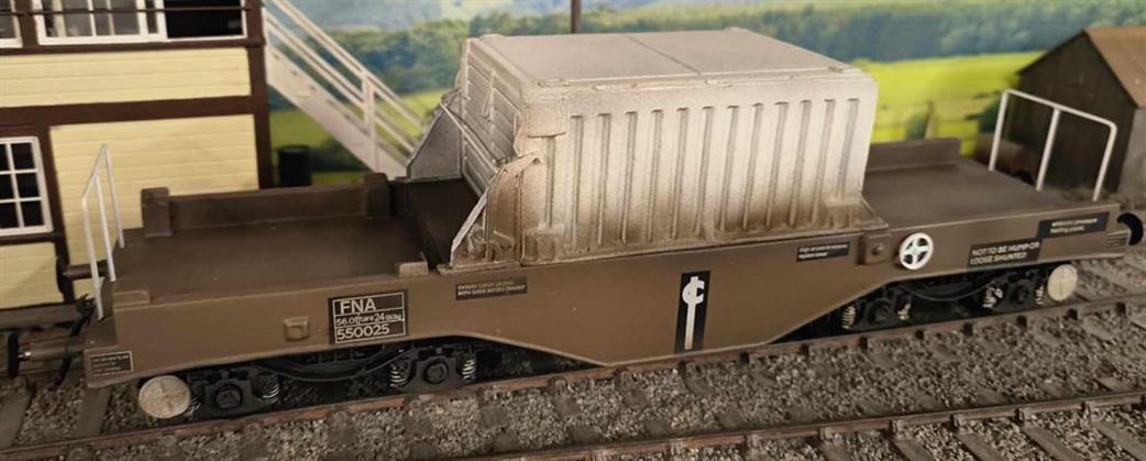 O FNA Buzz Models FNA Nuclear Flask Wagon Finished Kit