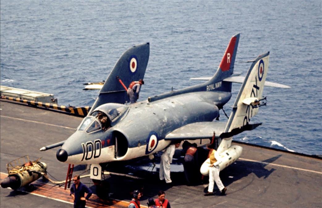 DBMK Models  1/48 DBMK48001  Supermarine Scimitar F Mk.1