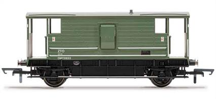 Model of BR ex-LMS diagram D2068 goods train brake van DM731833 in service with the engineering department and painted in olive green livery.These long wheelbase 20ton goods brake vans were well liked by the track gangs as the large cabin provided refuge from bad weather.
