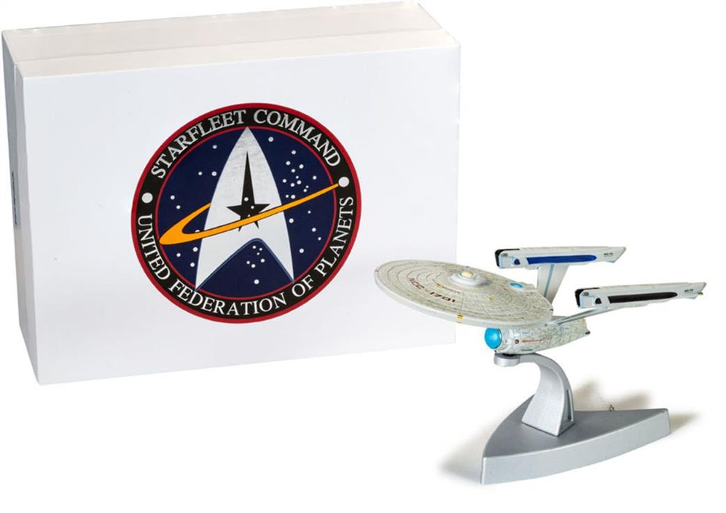 Corgi  CC98001 Star Trek USS Enterprise NCC-1701 Refit Star Trek II The Wrath of Khan