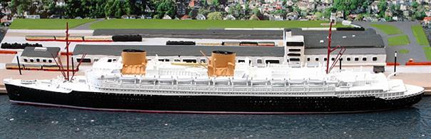 A 1/1250 scale model of the German transatlantic liner Bremen in her early days with short funnels by CM Miniaturen CM236.