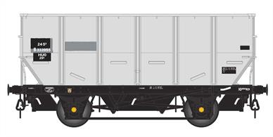 Detailed model of the British Railways 24½ton capacity coal hopper wagons, coded HOP or HOP24, later TOPS coded HUO.Model of wagon B333955 with lettering in white on black patches and TOPS code HUO added below number along with metric 25t load.