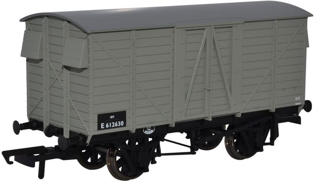 Oxford Rail OO OR76GEGV003 BR ex-GER 10ton Ventilated Covered Box Van E612630 Grey Livery