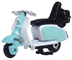 Oxford Diecast 76SC001 1/76th Scooter Blue &amp; White
