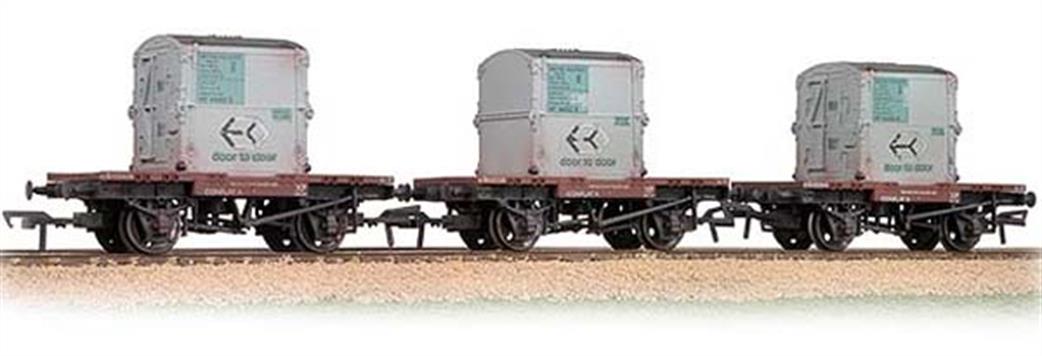 Bachmann OO 37-981 BR Conflat Container Wagon Pack of Three with Containers Weathered