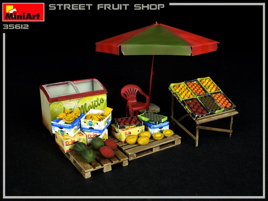 MiniArt 1/35 35612 Street Fruit Shop Plastic Kit