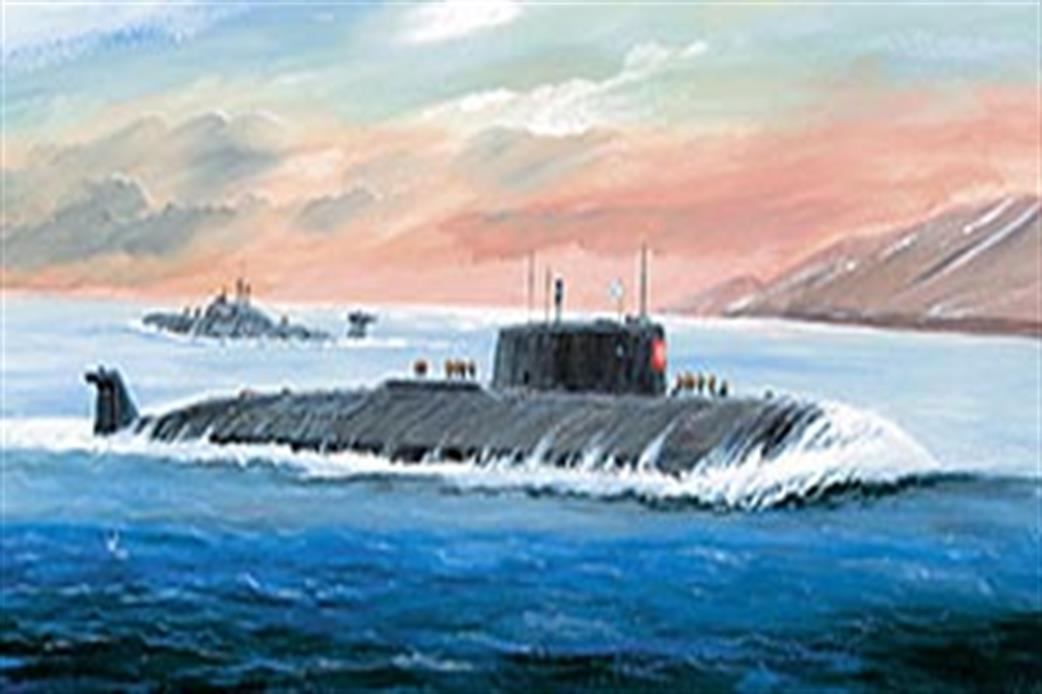 Zvezda 9007 Nuclear Submarine APL Kursk Kit 1/350