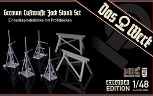 Stand set for German WW2 1/48th scale Aircraft
