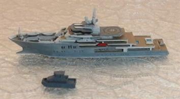 An excellent model of a luxury yacht, the MY Andromeda is as big as many naval destroyers.8.8cm Long 1.7cm wide 2.7cm tall