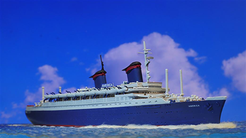 Risawoleska 1/1250 Ri236e America cruise ship ex-Australis 1978