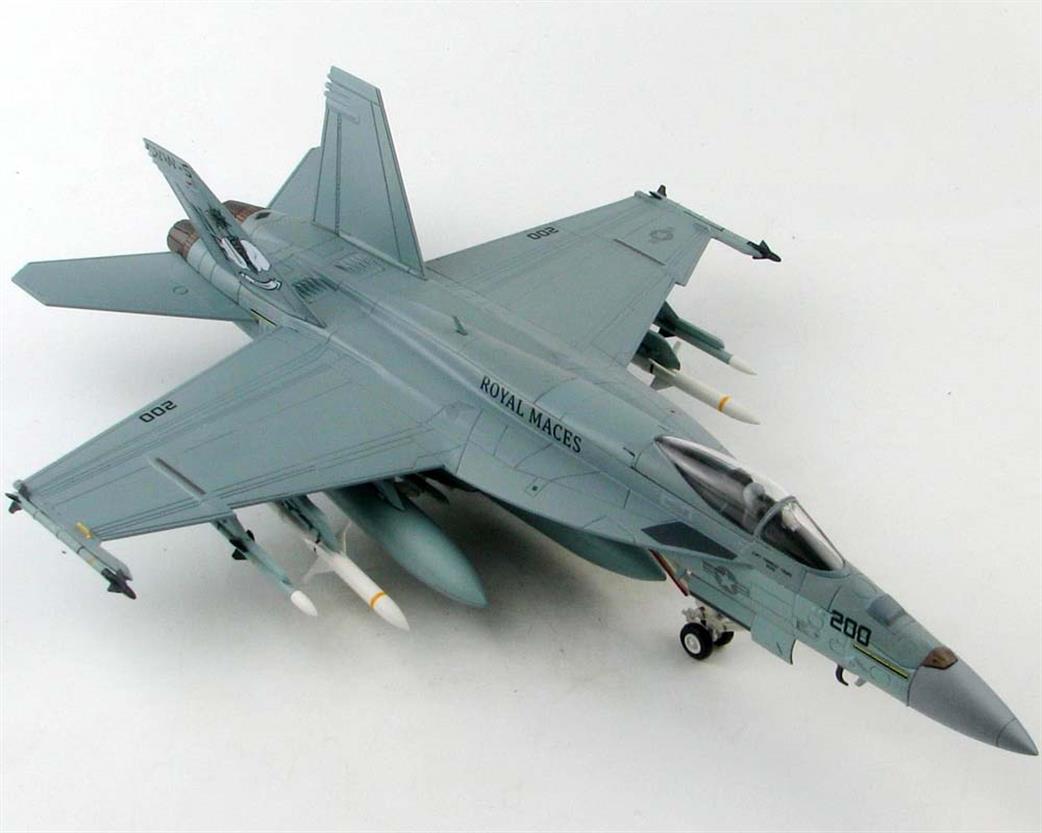 Hobby Master 1/72 HA5116 F/A-18E Super Hornet NF200 CAG Aircraft  VFA-27 Royal Maces