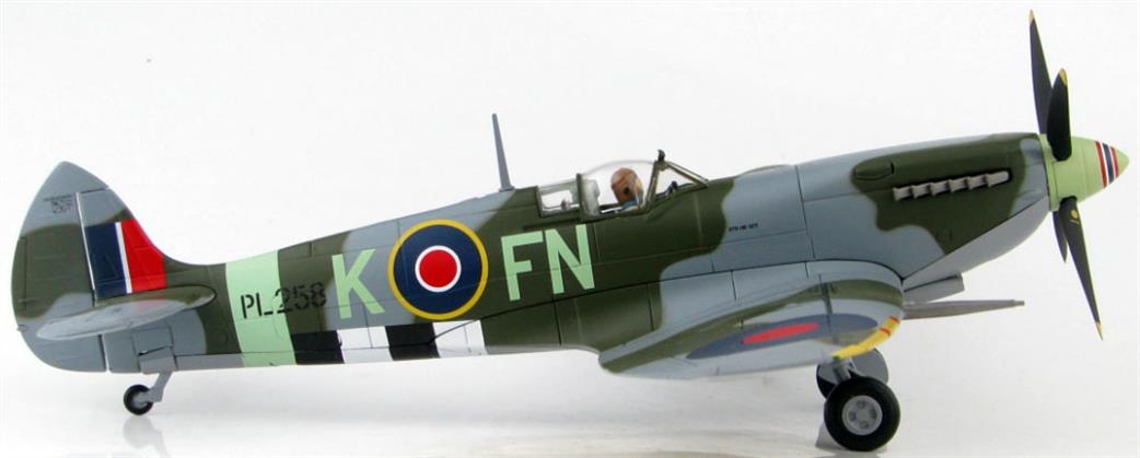 Hobby Master 1/48 HA8321 Spitfire Mk.IX PL258, 331 (Norwegian) Squadron,(under restoration by the Norwegian Spitfire Foundation)