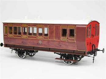 Detailed ready-to-run model of the LB&amp;SCR 26ft length 4 wheel main line suburban coaches built in the Stroudley era and placed in service with the famous A1 class Terrier 0-6-0 tank engines.This model of 3-compartment third class brake end coach number 1032 is finished in varnished mahogany livery with oil lighting fittings and full buffers at the outer (van) end only. Mainline type coach with short buffers between coaches.