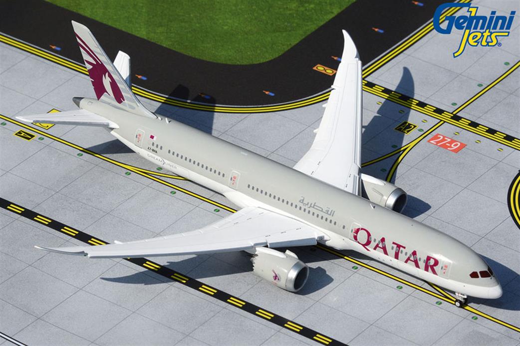 Gemini Jets 1/400 GJQTR1915F QATAR Airlines Boeing B787-9 A7-BHA Flaps down