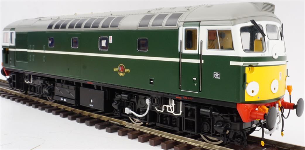 Heljan 2676 Class 26 BR Green Small Yellows with Tablet catcher recess Unnumbered O Gauge