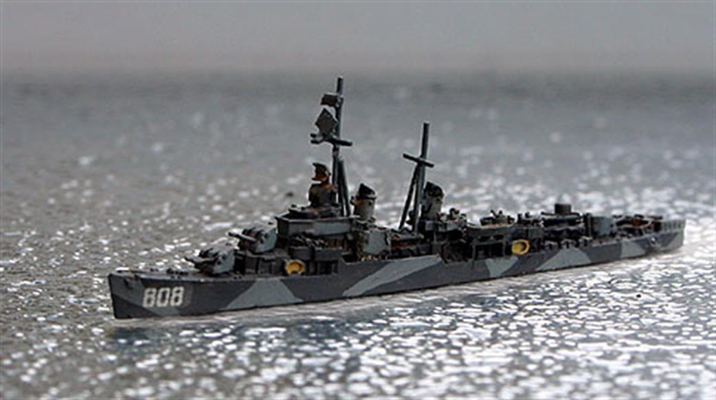 Navis Neptun 1/1250 1360sh USS Denis J. Buckley D-808 in 1944 camouflage
