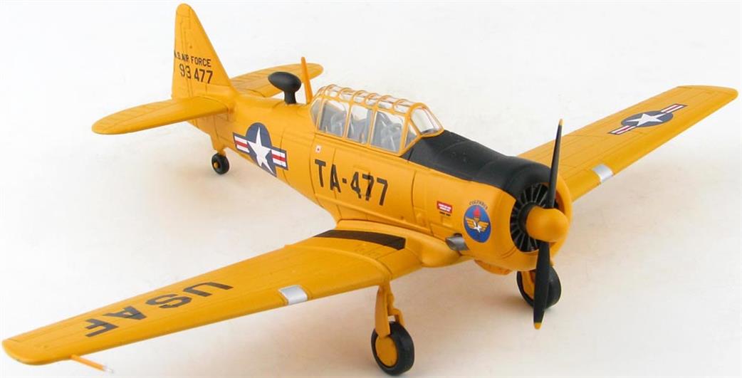 Hobby Master 1/72 HA1526 T-6G Texan 49-3477, USAF Air Training Command, Columbus AFB, 1955