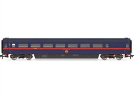 This Mk3 Trailer Guard Standard coach model sports a GNER blue livery and a ‘Route of the Flying Scotsman’ emblem. The accessory bag contains two magnetic buckeye coupling assemblies and two joined buckeye couplings.