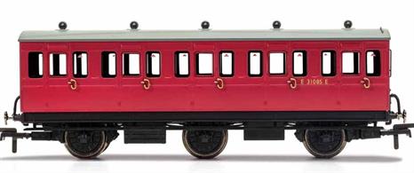 This six wheeled coach is a representation of the many small coaches which survived into British Railway ownership. Small coaches such as this six wheeled coach proved especially good at branch line work where their small size enabled the traversing of tight radius curves, whilst lower passenger numbers meant their small size was more acceptable and enabled trains to be hauled by smaller engines.This BR coach is modelled as having step boards to enable access at stations with low platforms and electric lighting.