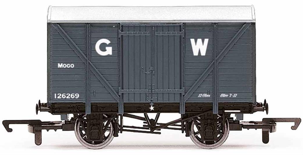 Hornby OO R60030 GWR MOGO Ventialted End Door Box Van for Motor Vehicles