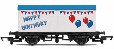 This special Hornby wagon is the perfect way to celebrate the birthday of any rail or model rail enthusiast.