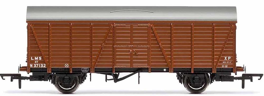 Hornby OO R6640B LMS 4 Wheeled CCT Van - Era 3