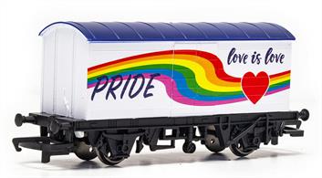This wagon, featuring a specially designed livery, affirms Hornby's continued commitment to supporting the LGBT community and the pride movement.