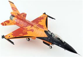 Hobby Master HA3885 1/72nd F-16AM "Orange Lion" J-015, RNLAF, "Solo Display 2009-2013"