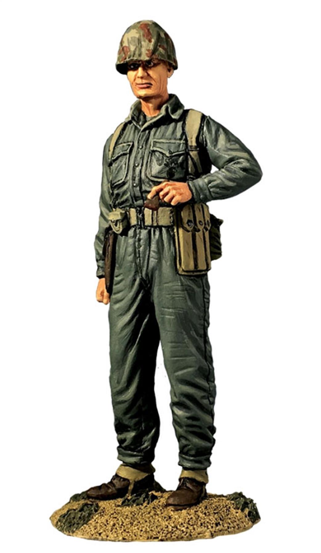 WBritain 1/30 13040 WW2 USMC  Lewis Chesty Puller 1941-1950 Figure