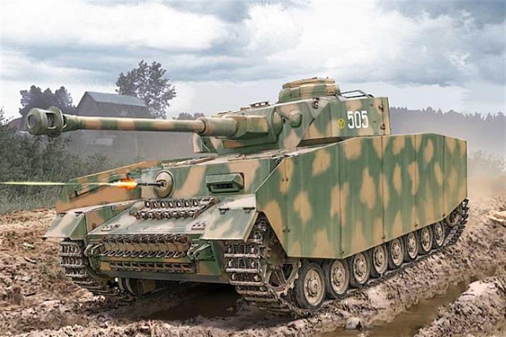 Italeri 1/35 6578S German PzKpfw IV Ausf H Tank Kit