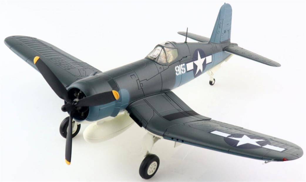 Hobby Master 1/48 HA8222 F4U-1A Corsair 915, VMF-214 